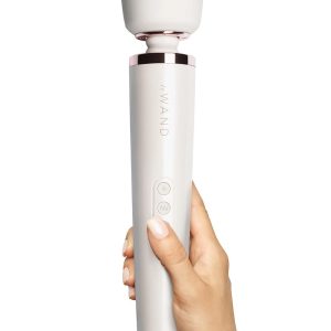 LE WAND PEARL WHITE RECHARGEABLE MASSAGER